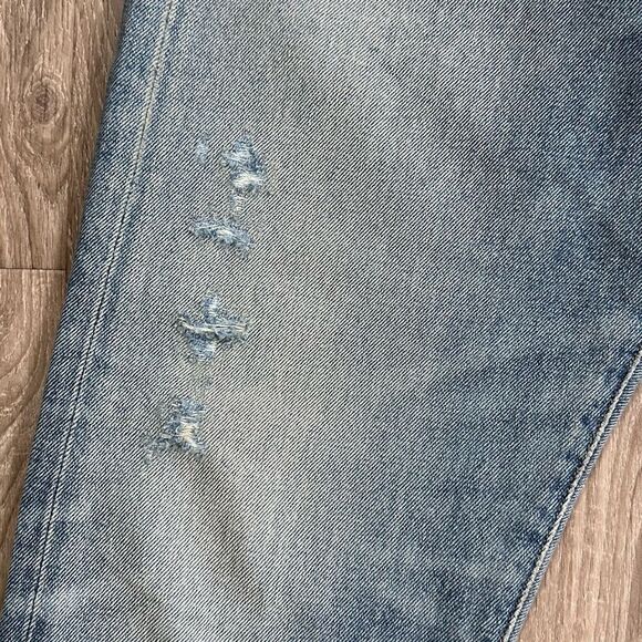 Citizens of Humanity Liya High Rise Classic Fit Crop Jeans in Desperado - Picture 9 of 15